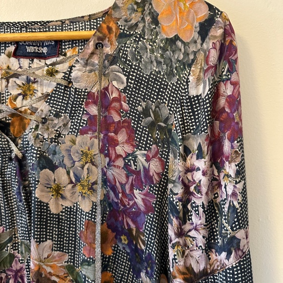 Johnny Was Workshop Lace Up Bell Sleeve Floral Tunic | Size Small - Picture 3 of 9